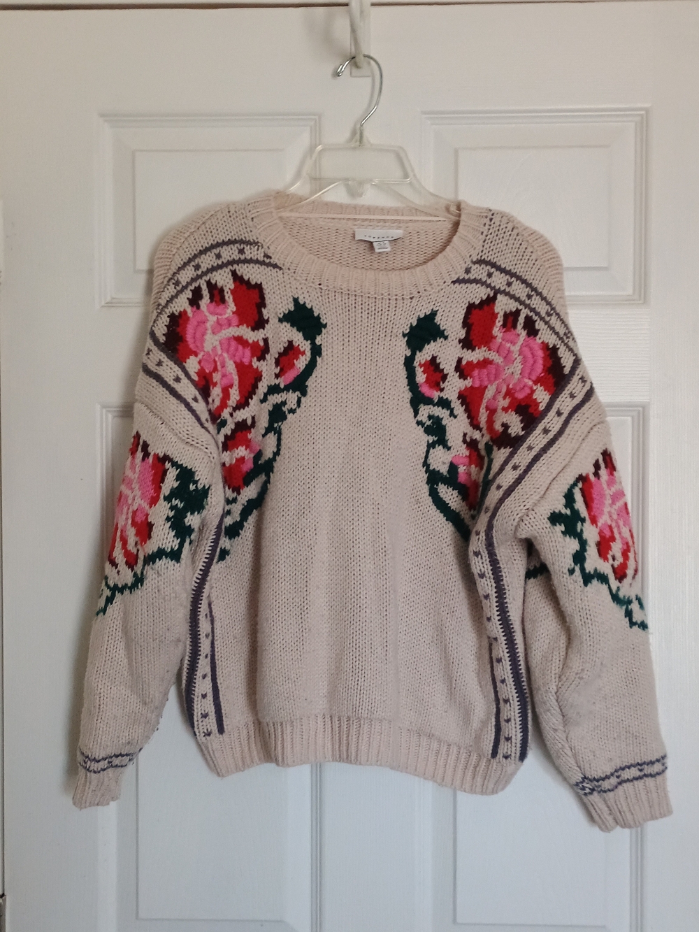 EUC Top Shop Beige Floral Chunky Knit Sweater with Pink Rose Accents Size 4